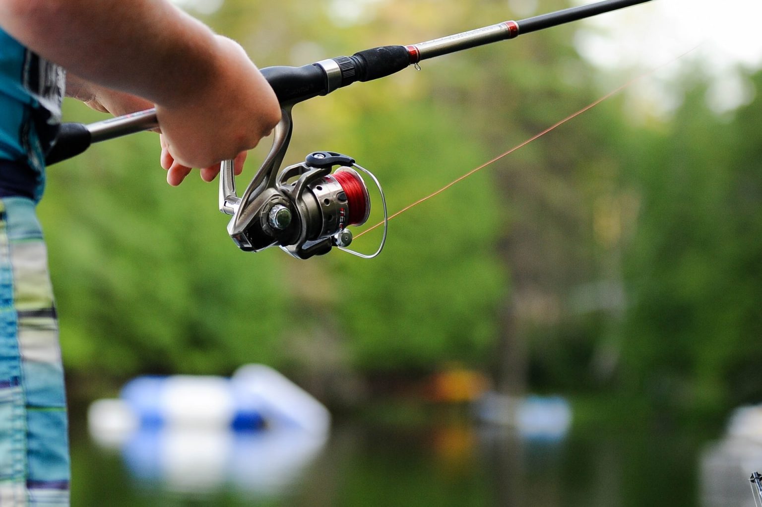 8 Steps on How to Fish With a Bait Caster